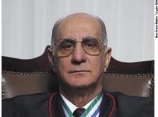 Foto da Notícia: OAB-MT decreta luto oficial pelo falecimento de seu ex-presidente Munir Feguri