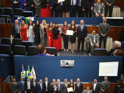 Notícia destaque: OAB-MT presta homenagem a atletas do futebol da advocacia mato-grossense por dedicação e conquistas em nível nacional