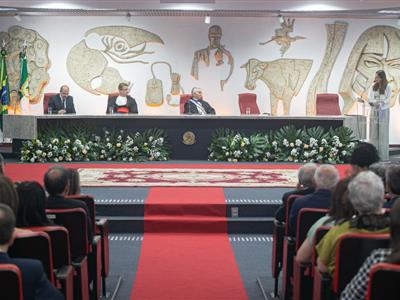 Foto da Notícia: Presidente da OAB-MT participa da solenidade de posse dos novos dirigentes do TRT/MT